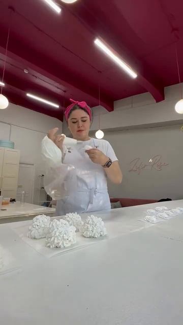 #гортензии #пионы #розы #яблочный #натуральныйзефир #зе смотреть онлайн