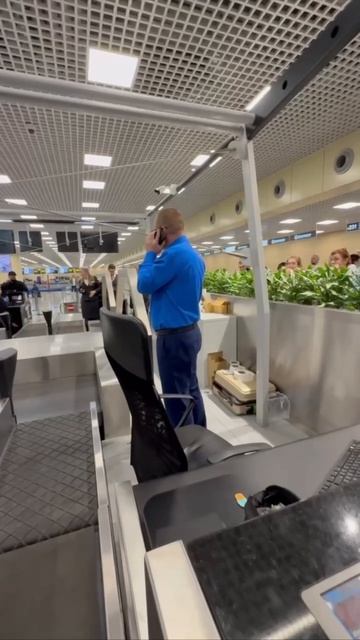 Коллапс в российских аэропортах продолжается смотреть онлайн