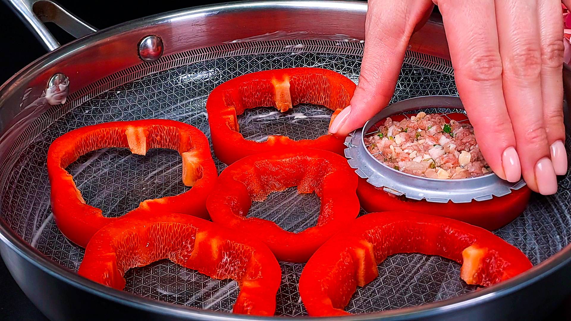 Красный перец и фарш! 10 минут и вкусный ужин на столе! смотреть онлайн