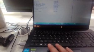 Не видит SSD, не могу установить Windows,секретные кнопки, Е