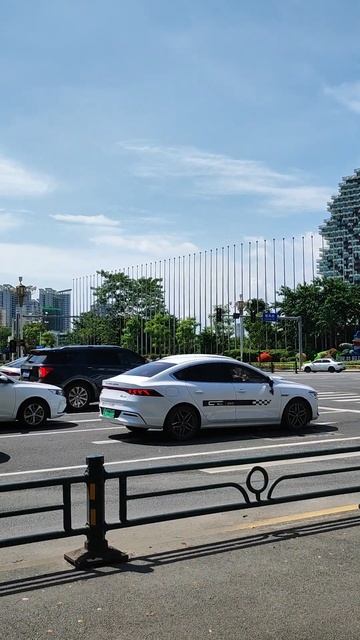 Дома деревья 🌳🌳🌳 Хайнань Санья🇨🇳 17.09.2024.#travel #море смотреть онлайн