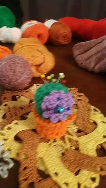 Вязанный танцующий кактус смотреть онлайн