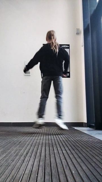 елем провожать брата на поезд смотреть онлайн