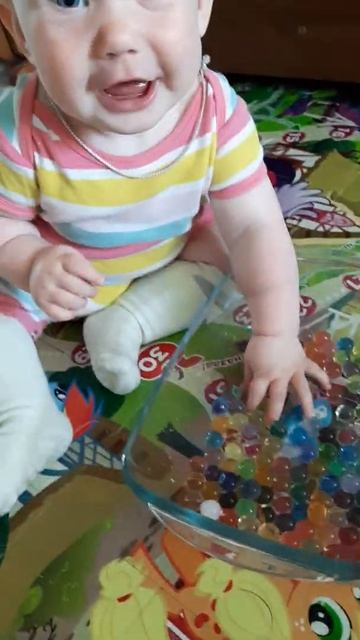 гидрогелевые шарики.для развития мелкой моторики мал? смотреть онлайн