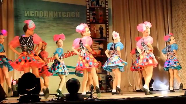 Dance Vasya Vasilek/Танец Вася Василек смотреть онлайн