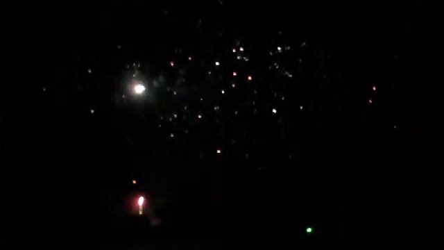 САЛЮТ В НОВОМОСКОВСКЕ-ДЕНЬ ГОРОДА смотреть онлайн