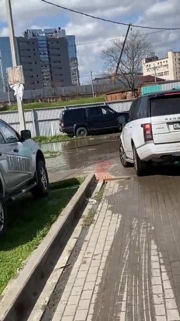 Тепло и море рядом. Но есть нюанс«Проезд на Таманскую, смотреть онлайн