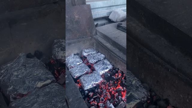 Готовим на углях!!! Безумно вкусно!!! смотреть онлайн