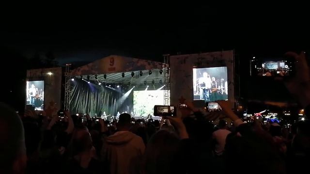 В Уфе прошел праздничный концерт с участием группы «Любэ» смотреть онлайн