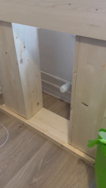 НОВОГОДНИЙ КАМИН СВОИМИ РУКАМИ #shorts смотреть онлайн