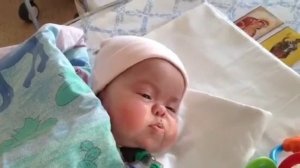 Видео из архива. Олюшке 5 месяцев. Жизнь в реанимации.