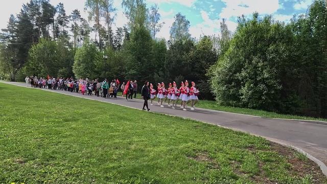 Бессмертный полк, ОК "Ватутинки" смотреть онлайн