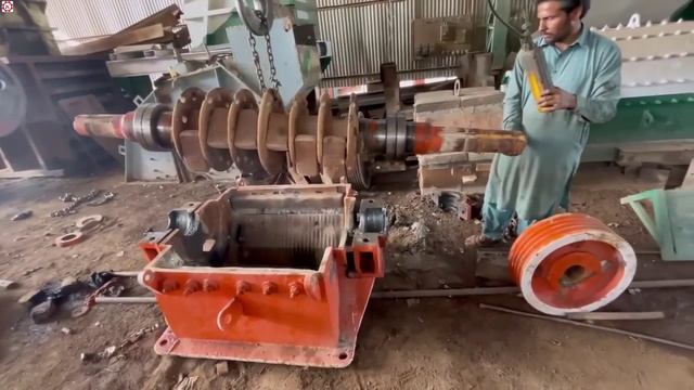 Процесс ремонта дробилки. смотреть онлайн