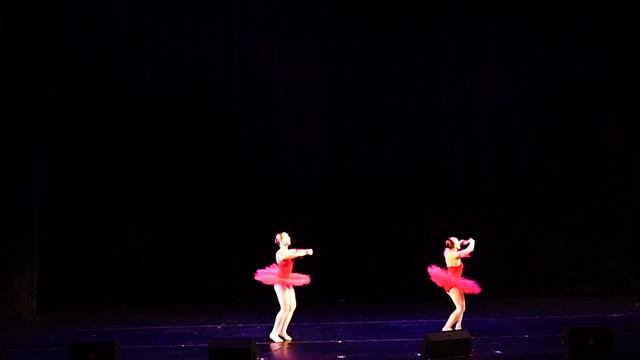 "Пиццекато" из балета "Арлекинада". Преп. Савенок Ульяна Николаевна.ДШИ им. Ф. Шопена смотреть онлайн