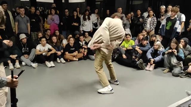 Misha Tails vs Lizzart | PDVLSpot | Хип хоп 1x1