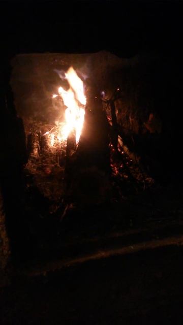 Горит Живой Огонь в Печи Тридцатого Сентября смотреть онлайн