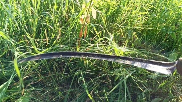 КАК ПРАВИЛЬНО КОСИТЬ РУЧНОЙ КОСОЙ. смотреть онлайн