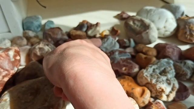 Делюсь секретом! Как увидеть халцедон среди камней смотреть онлайн