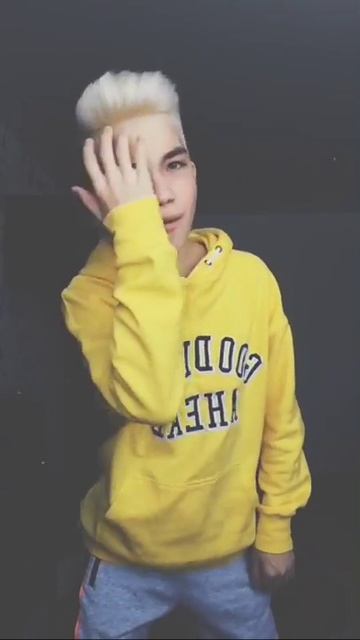 Пахнеш как первый ландыш🌾 смотреть онлайн