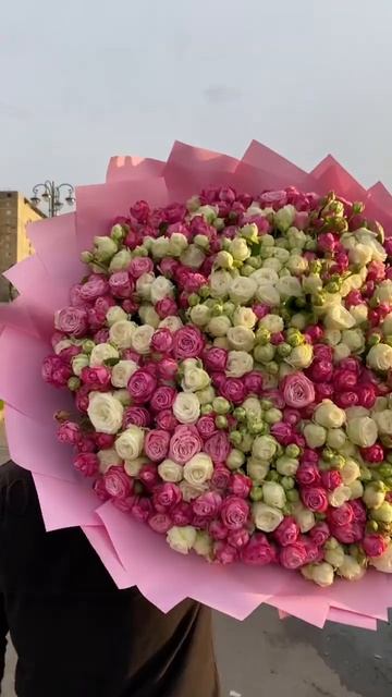 🥰Букет из 101 Пионовидный Кустовая Роза🌹. Доставка по смотреть онлайн