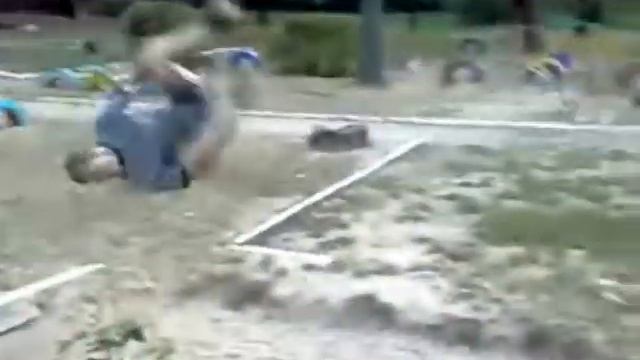 Тренька(4ижик и LeOpOLD) - паркур Винницы смотреть онлайн