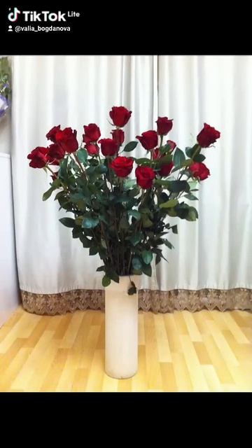 Девочки ! Всех ! С Праздником 8 Марта!!! смотреть онлайн