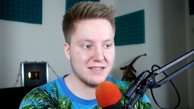 ЕМУ ОЧЕНЬ СТЫДНО...