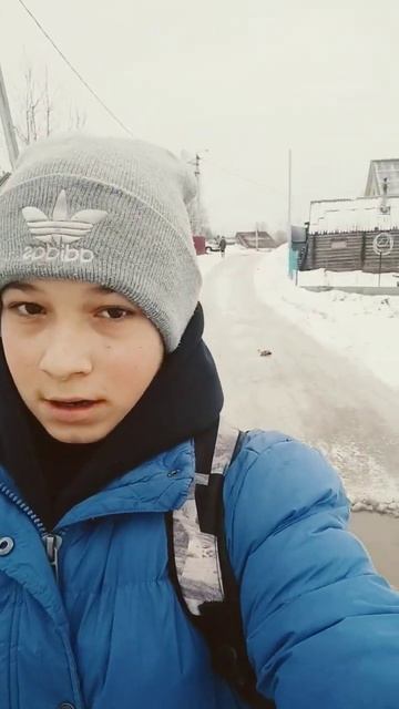 хватит писать что я тебе люблю у меня есть девушка смотреть онлайн