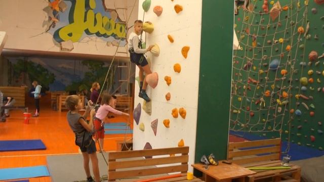 Один день из жизни школы скалолазания Jiwa