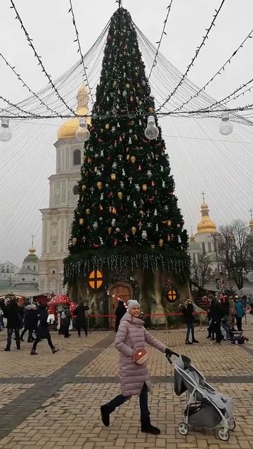 Новый год 2021. Празднование нового года в Киеве. Киев вс смотреть онлайн