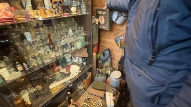 Что можно купить на блошином рынке в Москве? Вернисаж ? смотреть онлайн