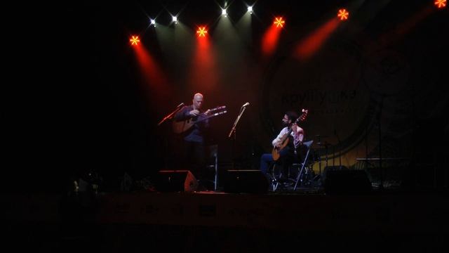 Крутушка-2022: Tolgahan Çoğulu & Sinan Ayyıldız смотреть онлайн