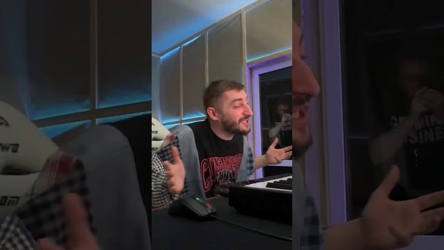 "и не нужно слов там, где есть любовь..." #vkmusic #music #канги # смотреть онлайн