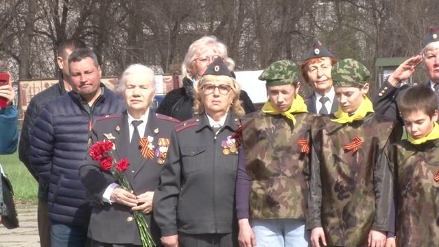 В рамках акции «Лица Победы» копию Знамени Победы торжественно передали в архив краеведческого музея смотреть онлайн