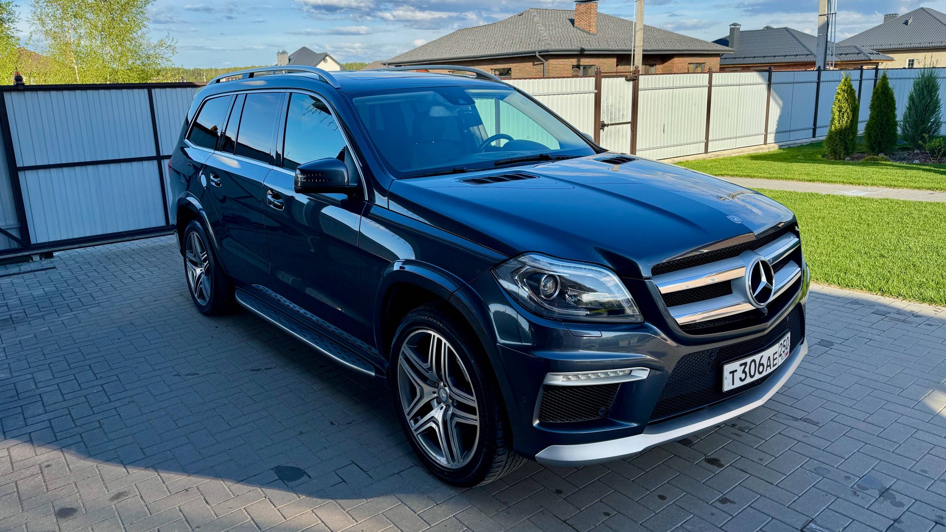 Mercedes GL 400 смотреть онлайн