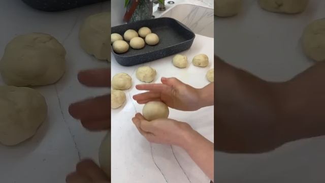 Мы даже не садимся есть красный Борщ без ароматных воз