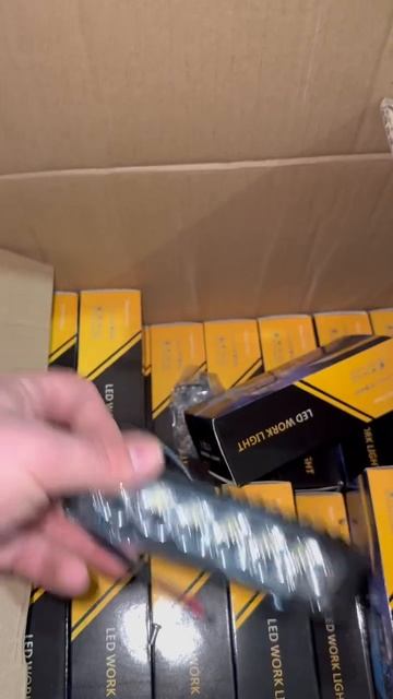 Світлодіодна LED-фара 18 Вт (світлодіоди 3w x6шт) смотреть онлайн