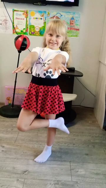 56 + 7 сколько будет Напишите в комментариях смотреть онлайн