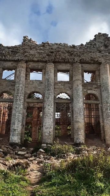 Руины в Ленинградской области церкви Святой Троицы | П смотреть онлайн