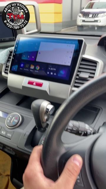 Установка Android устройства и камеры обгона на Honda Freed. смотреть онлайн
