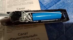 Замена аккумулятора в дешевом фонарике.