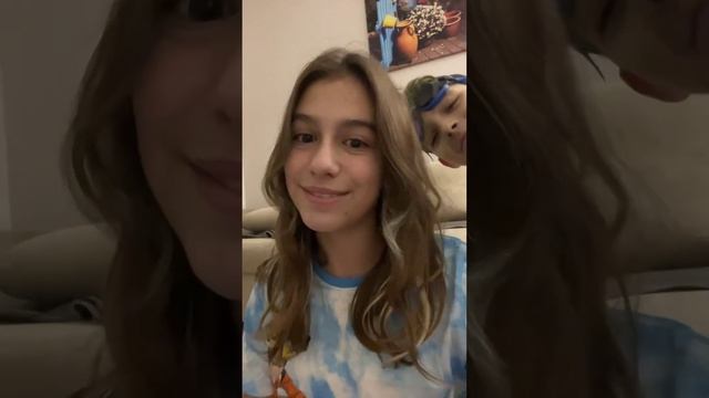 Квест я проти 🥁Емми. Музику ставила Еееемммммммааааа смотреть онлайн