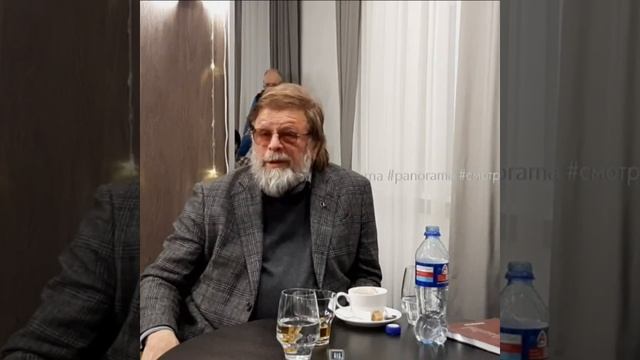 Любой концерт - это исповедь.  С днём рождения, БГ!!! Мон?