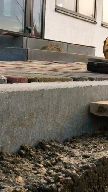 Виброплита SKIPER в деле 💪 #тротуарнаяплитка #paving #constructio смотреть онлайн
