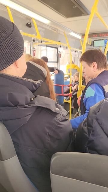 Стихи к 23 февраля в автобусе. 22 февраля 2025. Калинингра? смотреть онлайн