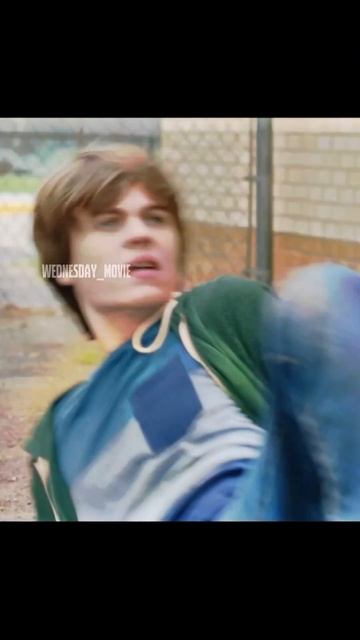 Робот заступился за своего друга 🤩🥺 #кино #фильмы #shor смотреть онлайн