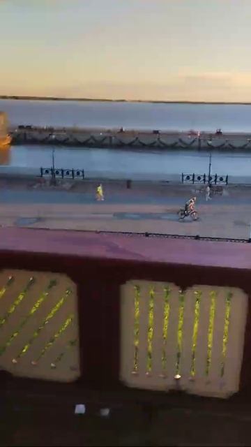 Резная деревянная Беседка писателя Грина на набережн?