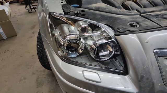 Исправляем свет Toyota Avensis. Установка bi-led линз 5 поколени смотреть онлайн