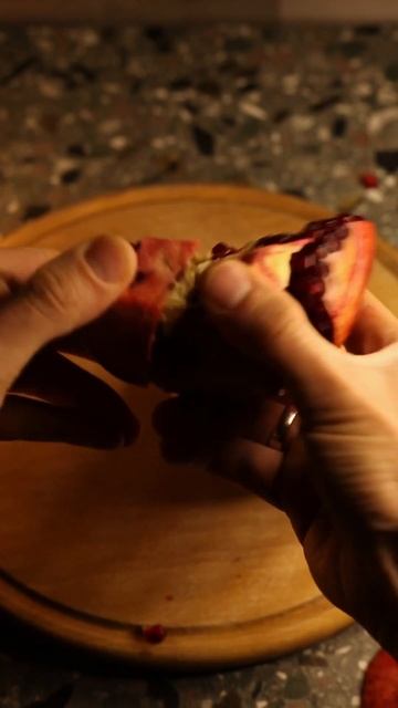 Гранатовый сок, в домашних условиях #гранат #каксделат