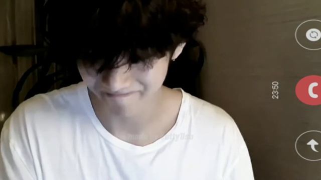 video call with taehyung. видео звонок тэхена и дженни. видео звонок с тэ. видео звонок с тэхеном. смотреть онлайн